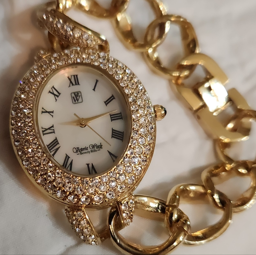 Ladies Victoria Wieck Oval Pave Crystals Gold Tone Chain Bracelet Watch